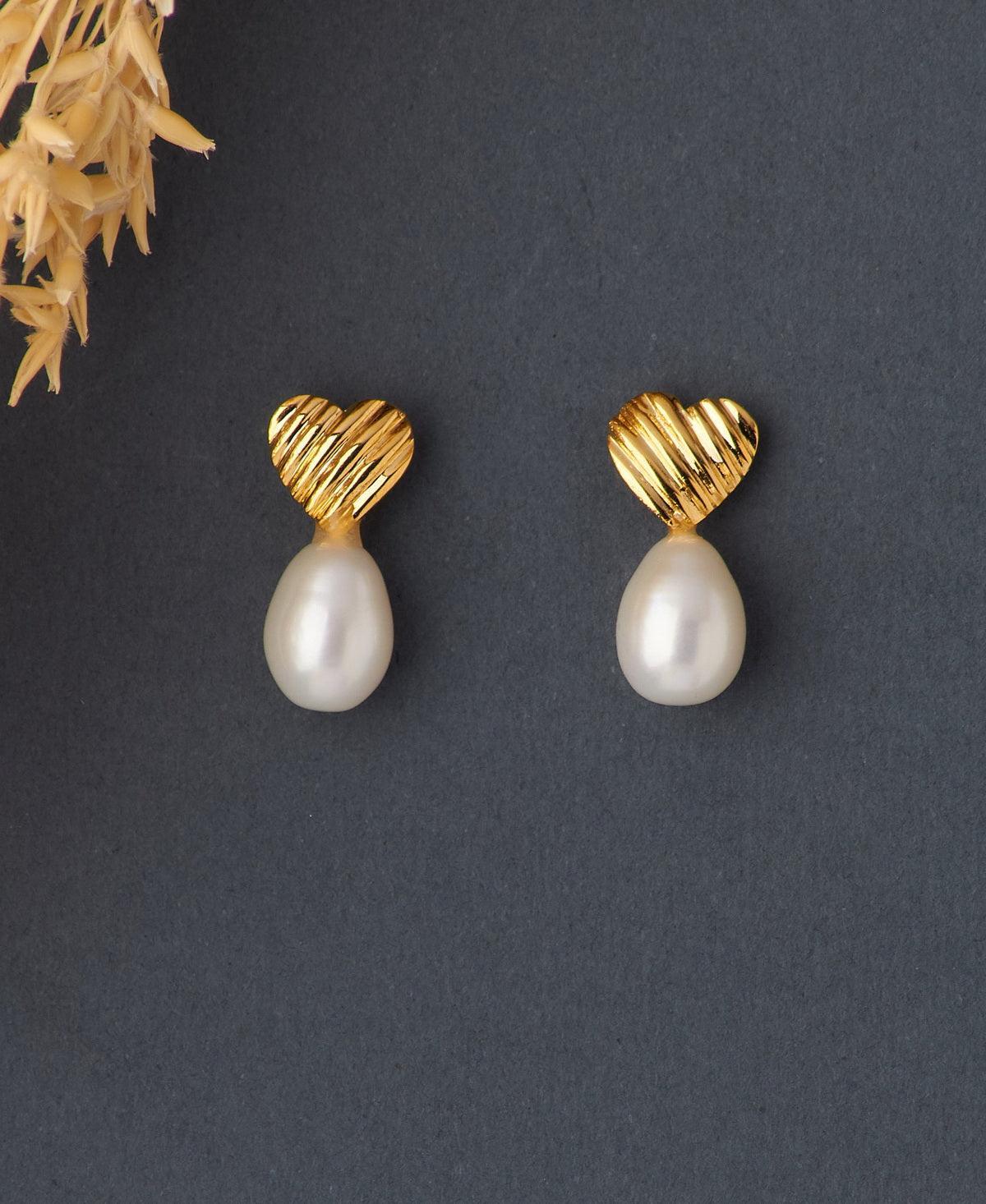 Pretty Heart Pearl Stud Earring - Chandrani Pearls