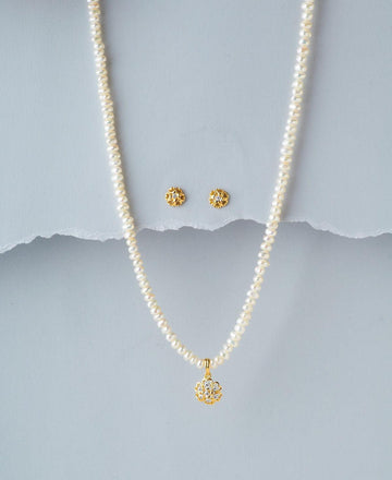 Pretty Pearl Necklace Set - Chandrani Pearls