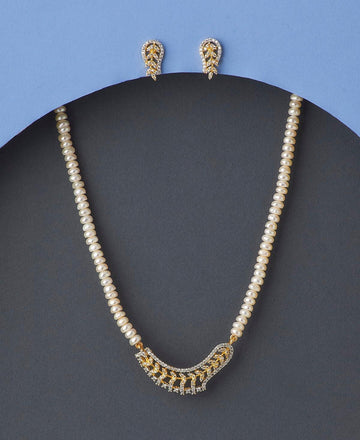 Pretty Pearl Necklace Set - Chandrani Pearls