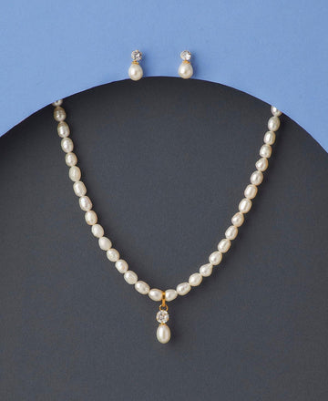 Pretty Pearl Necklace Set - Chandrani Pearls