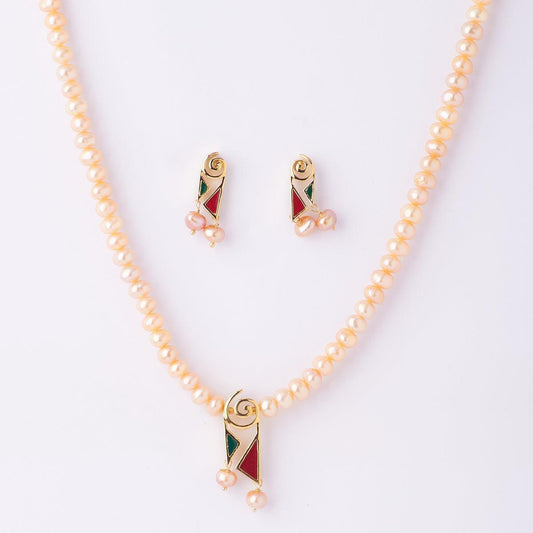 Pretty Pearl Necklace Set - Chandrani Pearls