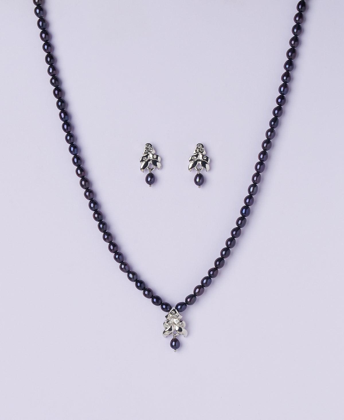 Pretty Pearl Necklace Set - Chandrani Pearls