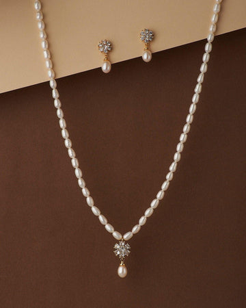 Pretty Pearl Necklace Set - Chandrani Pearls