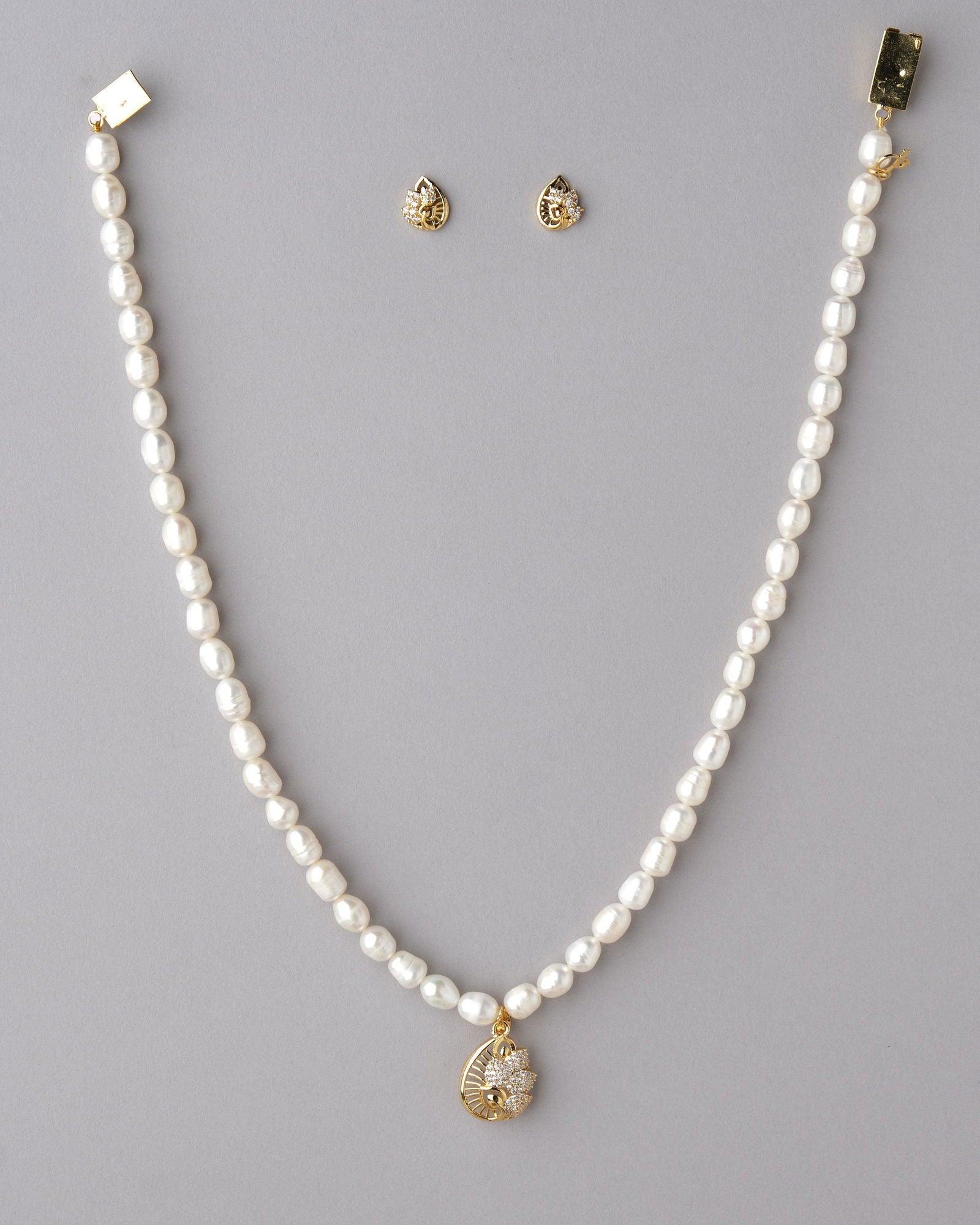 Pretty Pearl Necklace Set - Chandrani Pearls