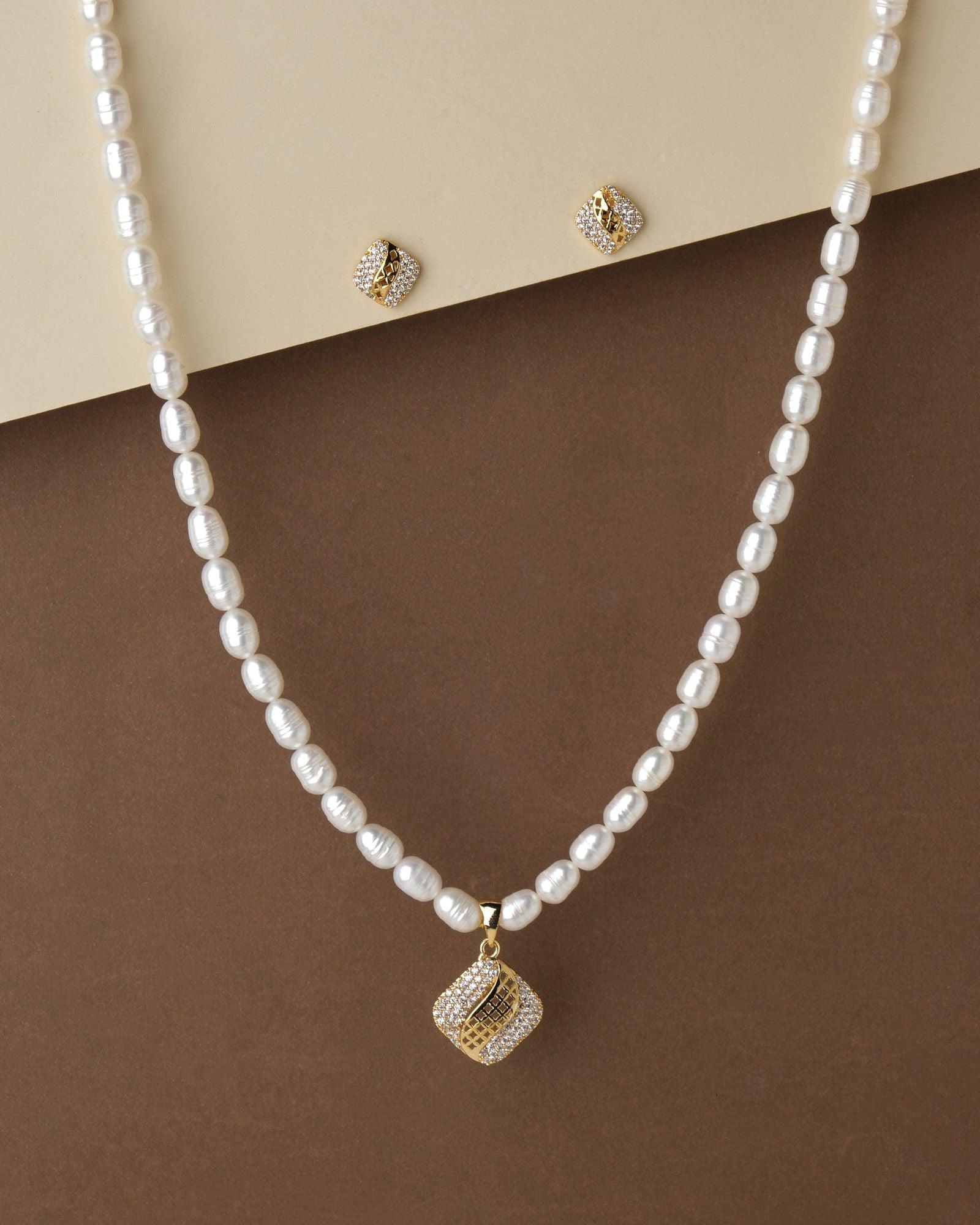 Pretty Pearl Necklace Set - Chandrani Pearls