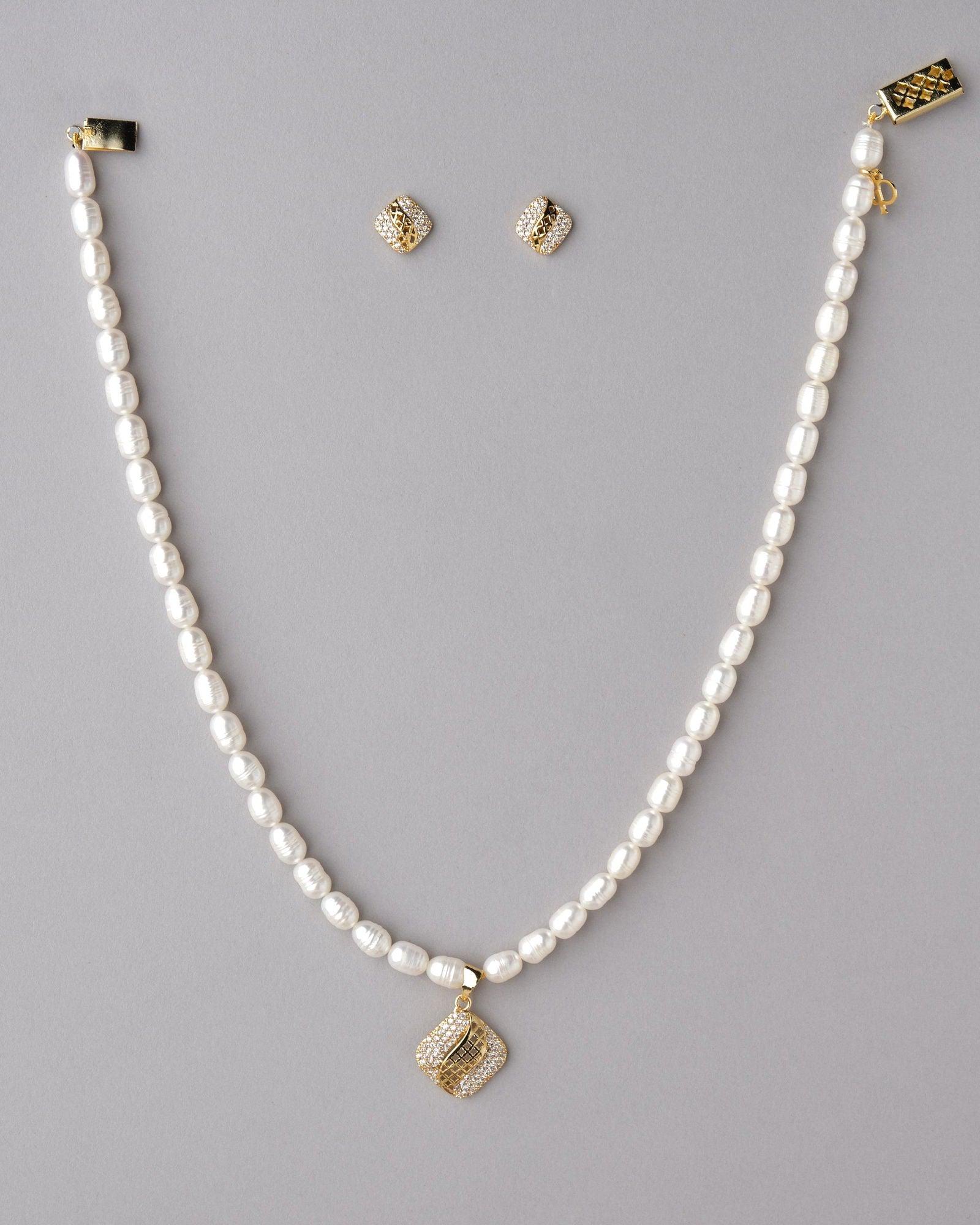 Pretty Pearl Necklace Set - Chandrani Pearls