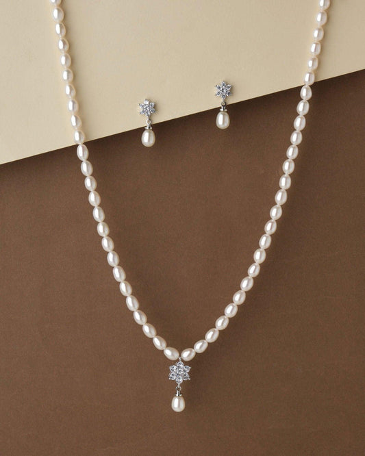 Pretty Pearl Necklace Set - Chandrani Pearls