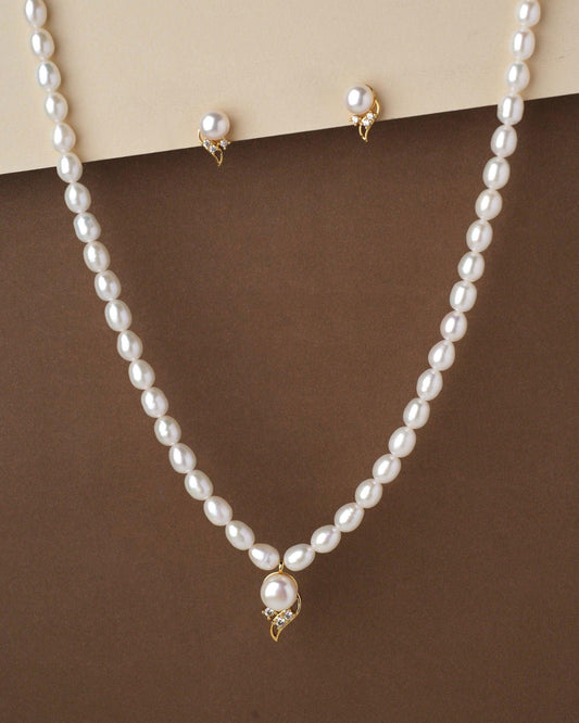 Pretty Pearl Necklace Set - Chandrani Pearls