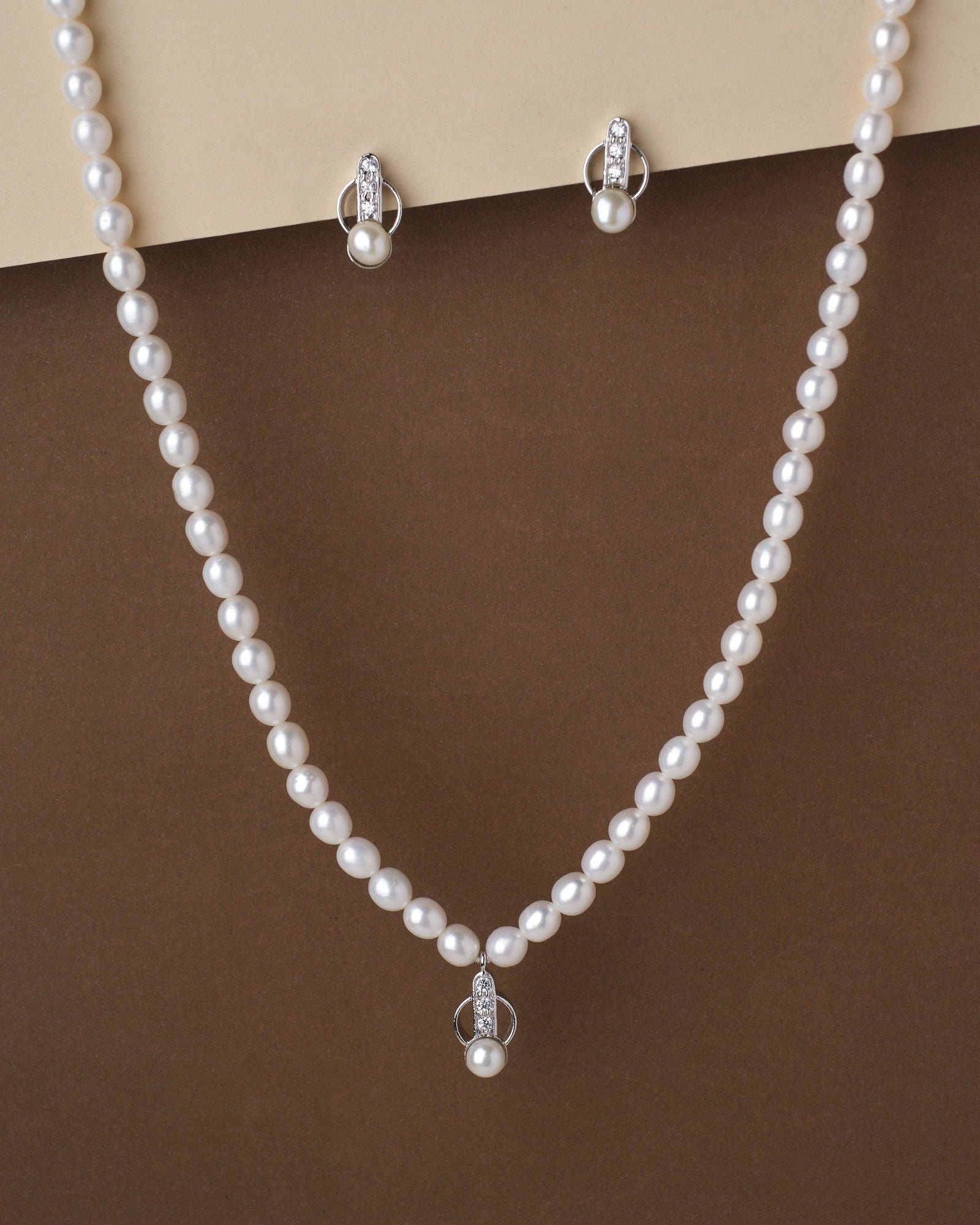 Pretty Pearl Necklace Set - Chandrani Pearls