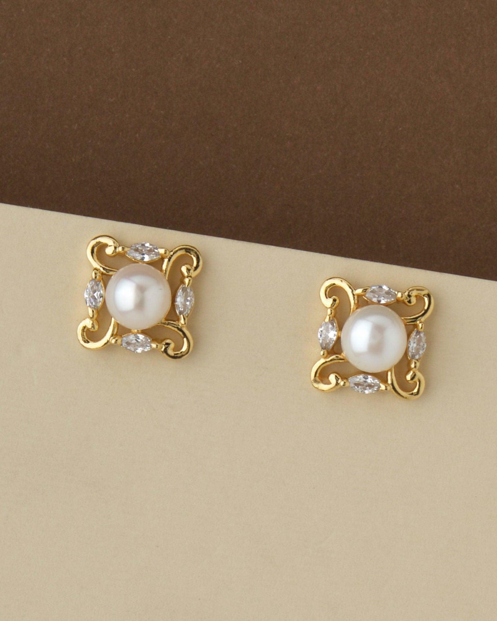 Pretty Pearl & Stone Stud Earring - Chandrani Pearls