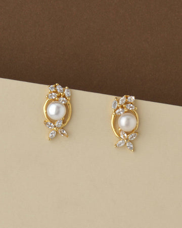 Pretty Pearl & Stone Stud Earring - Chandrani Pearls