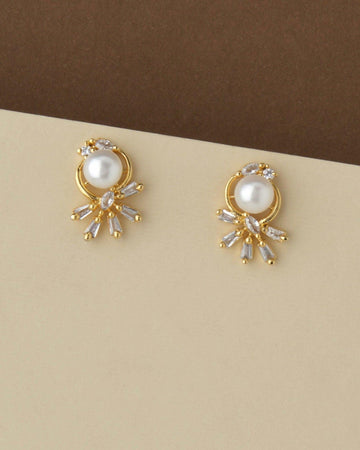 Pretty Pearl & Stone Stud Earring - Chandrani Pearls