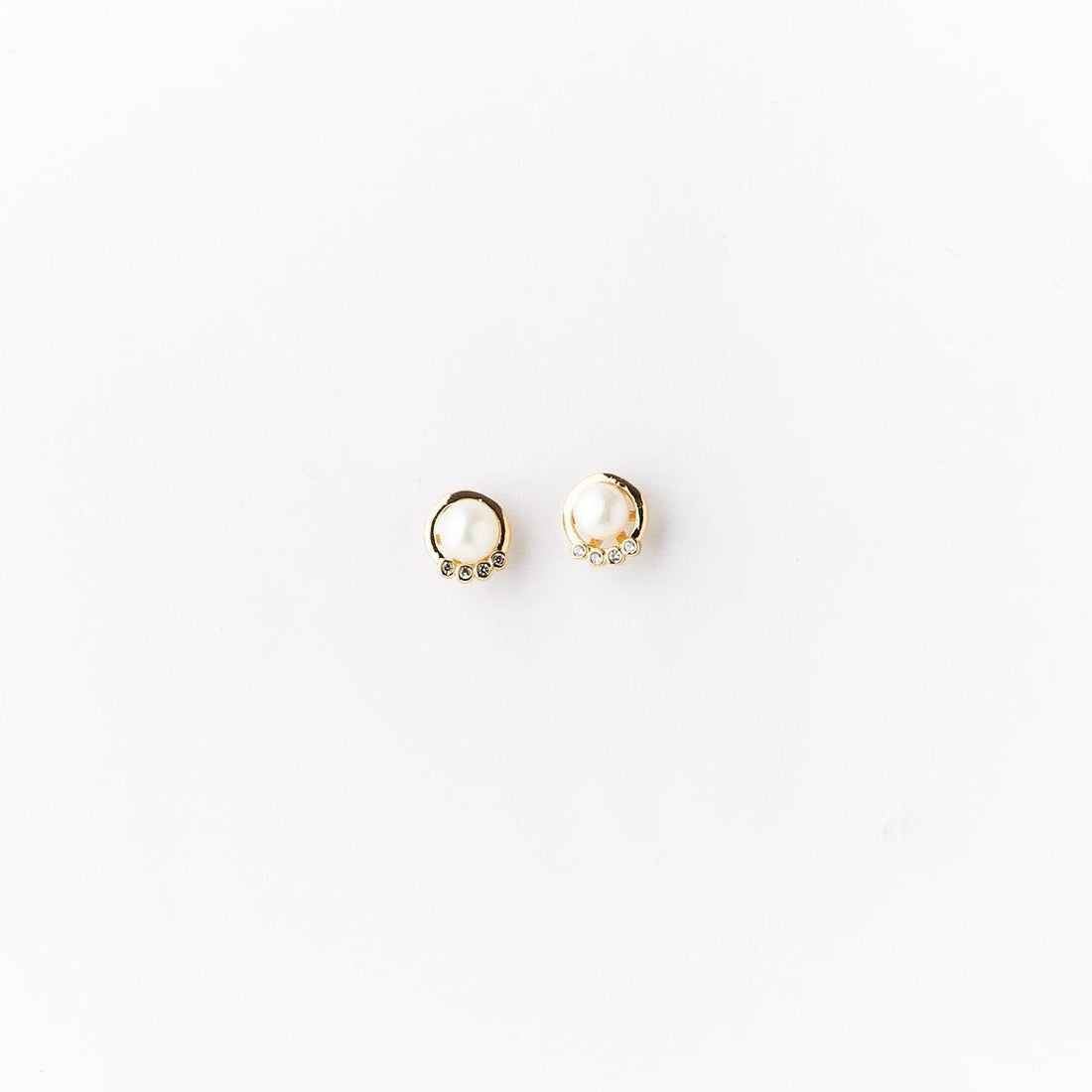 Pretty Pearl Stud Earring - Chandrani Pearls