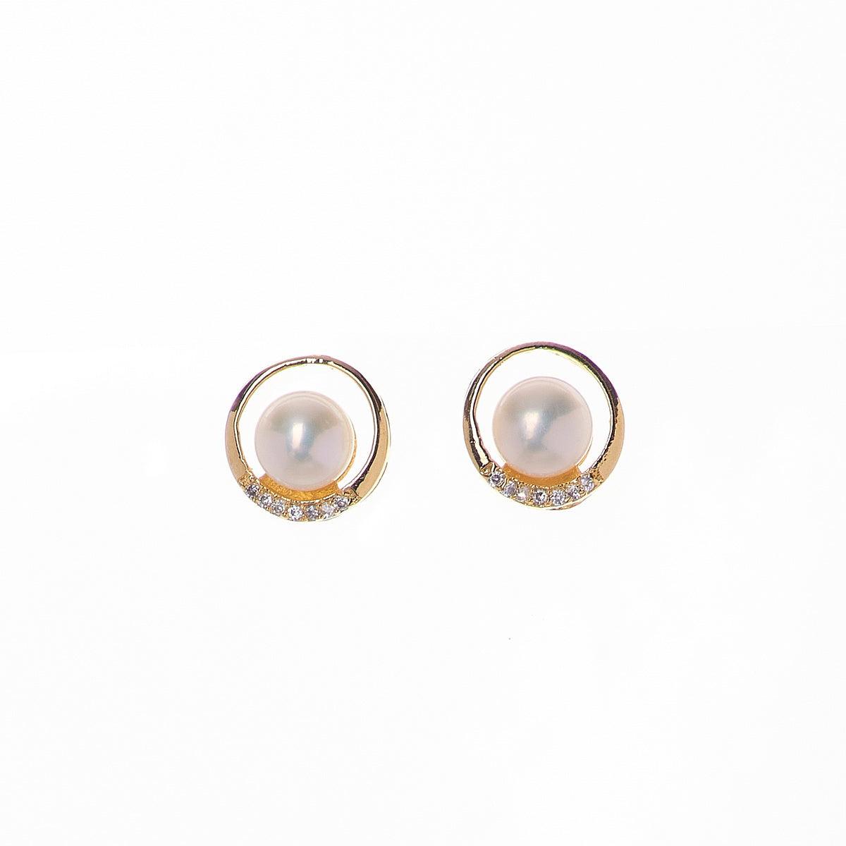 Pretty Pearl Stud Earring - Chandrani Pearls