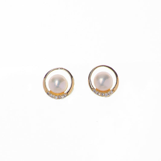 Pretty Pearl Stud Earring - Chandrani Pearls