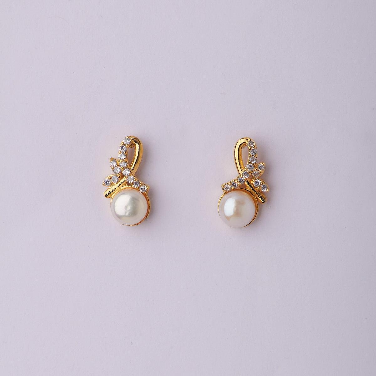 Pretty Pearl Stud Earring - Chandrani Pearls