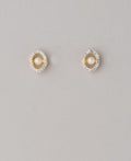 Pretty Pearl Stud Earring - Chandrani Pearls
