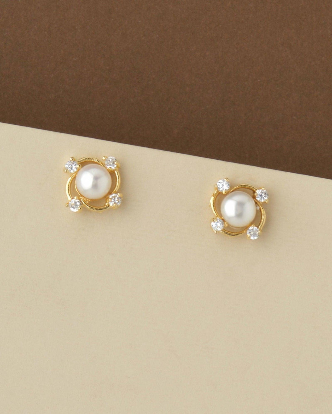 Pretty Pearl Stud Earring - Chandrani Pearls