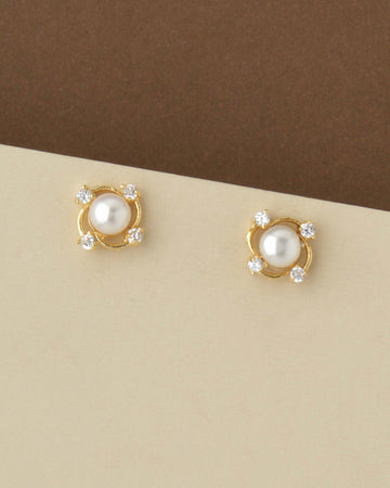 Pretty Pearl Stud Earring - Chandrani Pearls