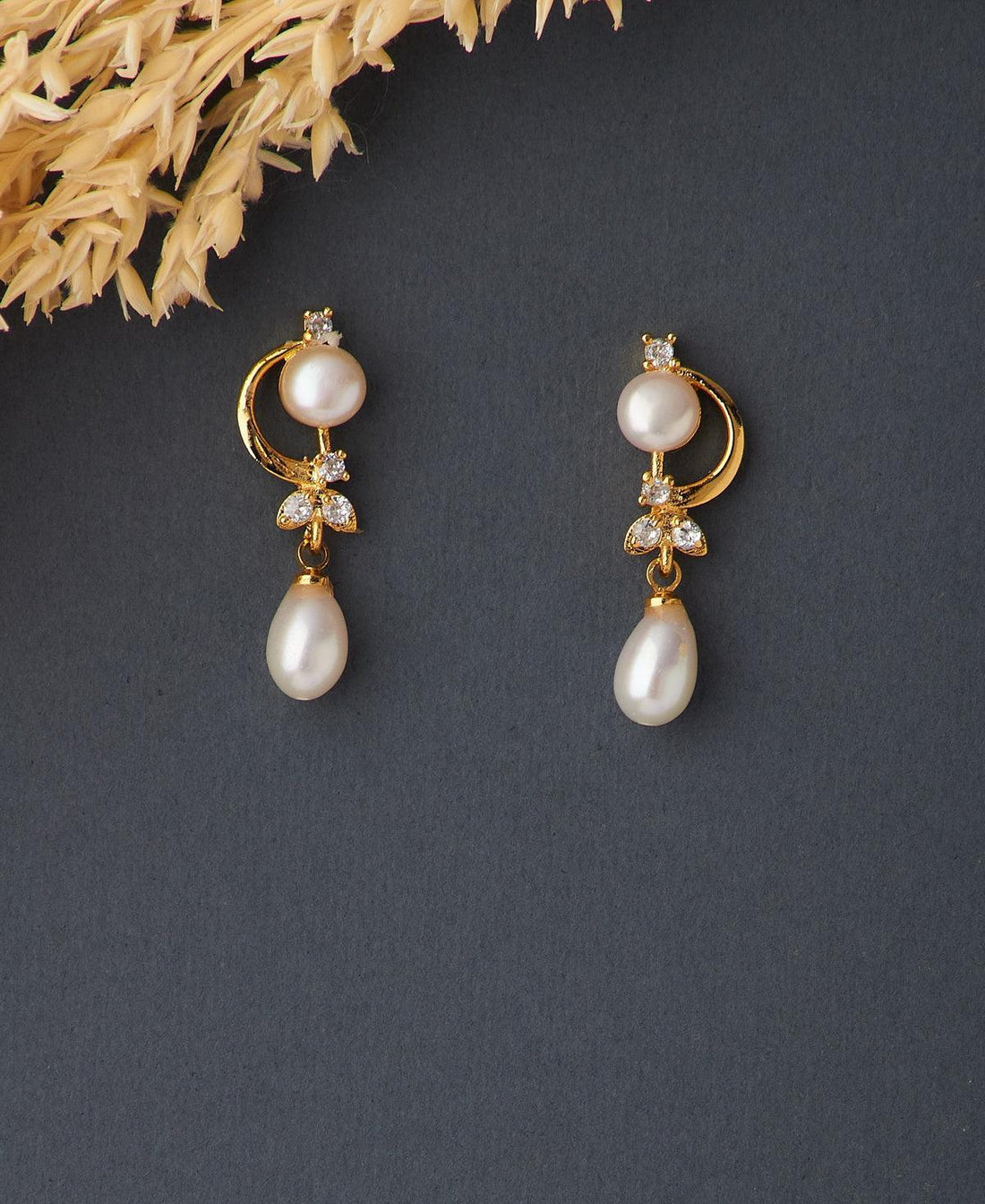 Pretty Real Pearl Hanging Earring - Chandrani Pearls