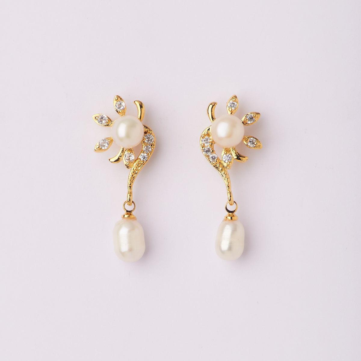 Pretty Real Pearl Hanging Earring - Chandrani Pearls