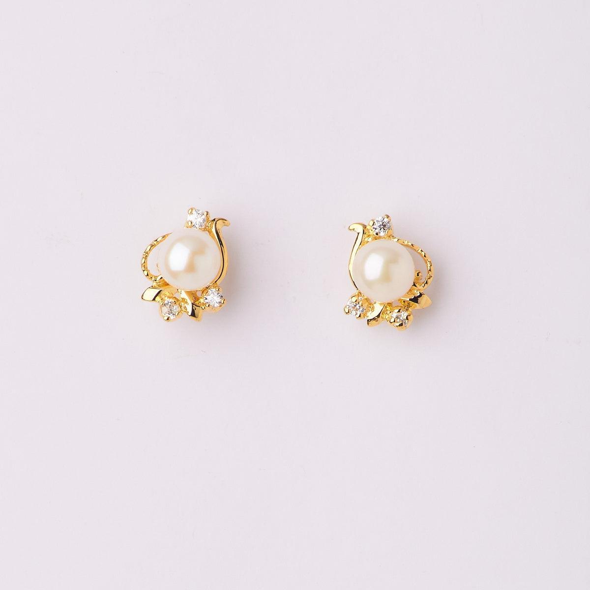 Pretty Real Pearl Stud Earring - Chandrani Pearls