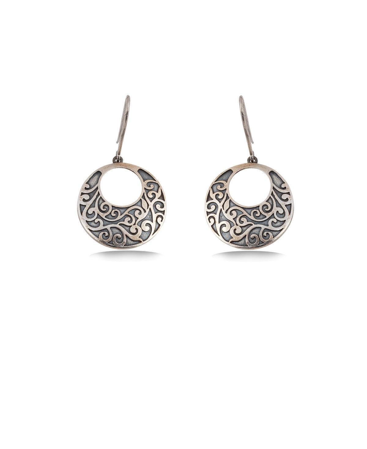 Pretty Silver Earring - Chandrani Pearls