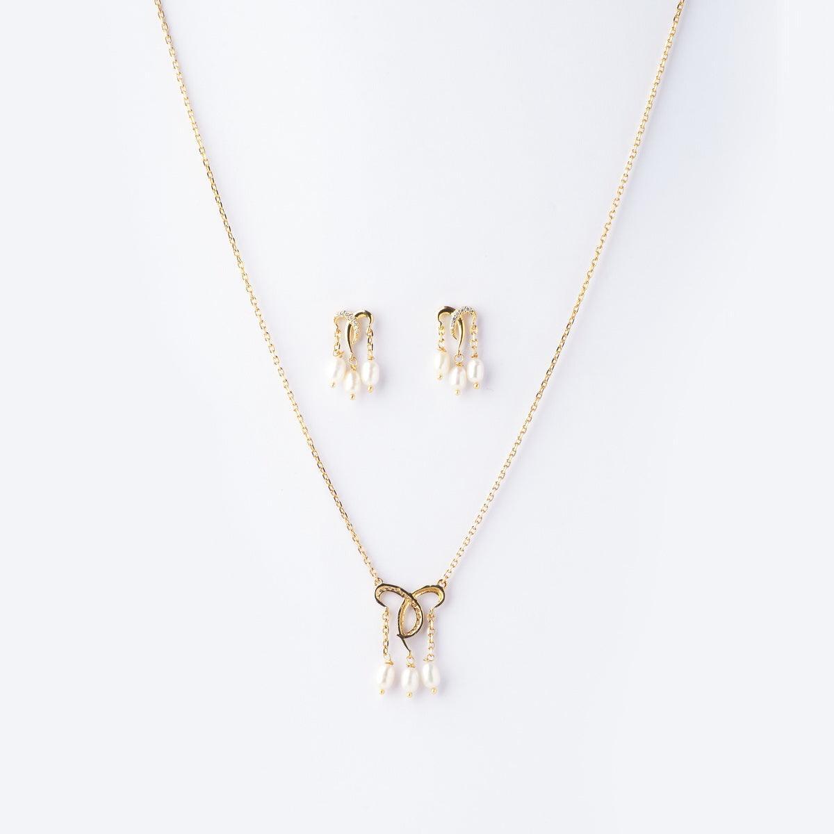 Pretty Silver Stone Studded Set - Chandrani Pearls