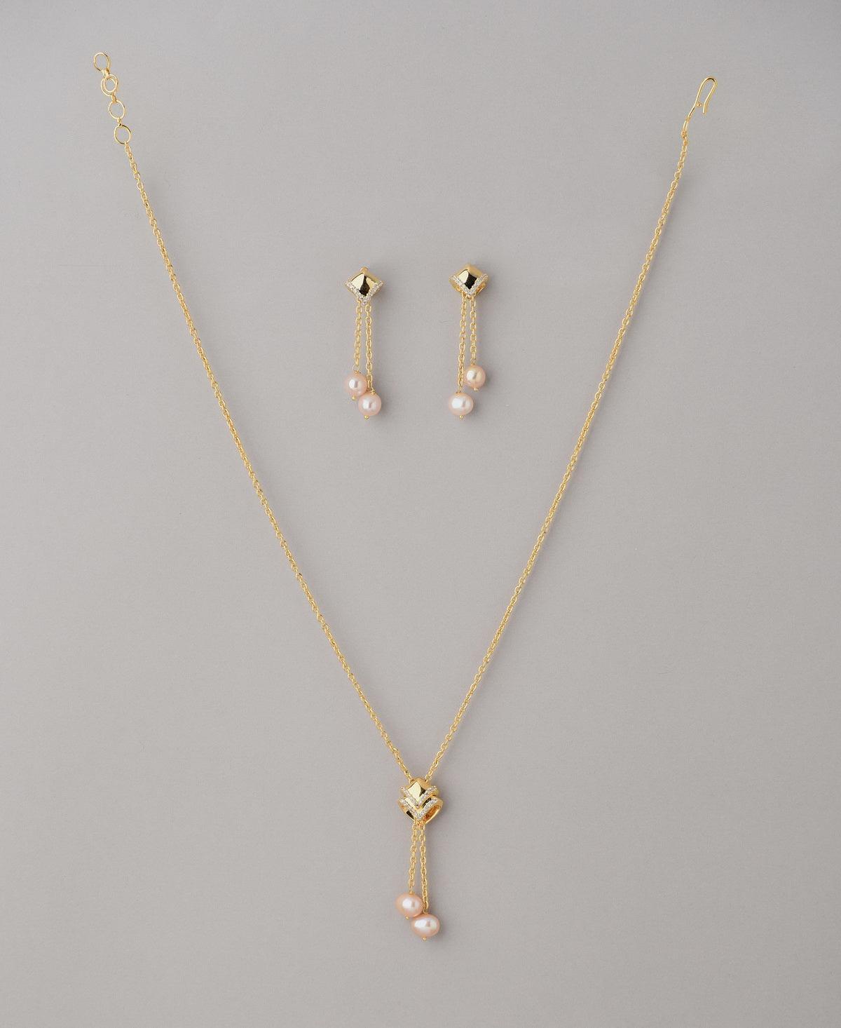 Pretty Stone Studded Chain Set - Chandrani Pearls