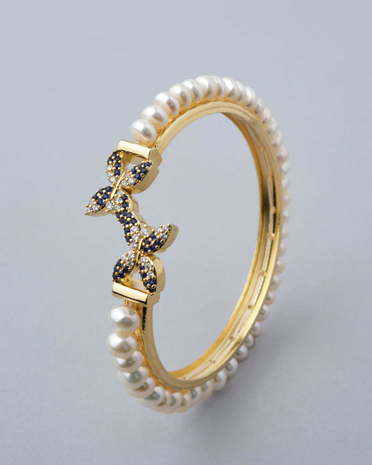 Pretty Stone Studded Pearl Bangle - Chandrani Pearls