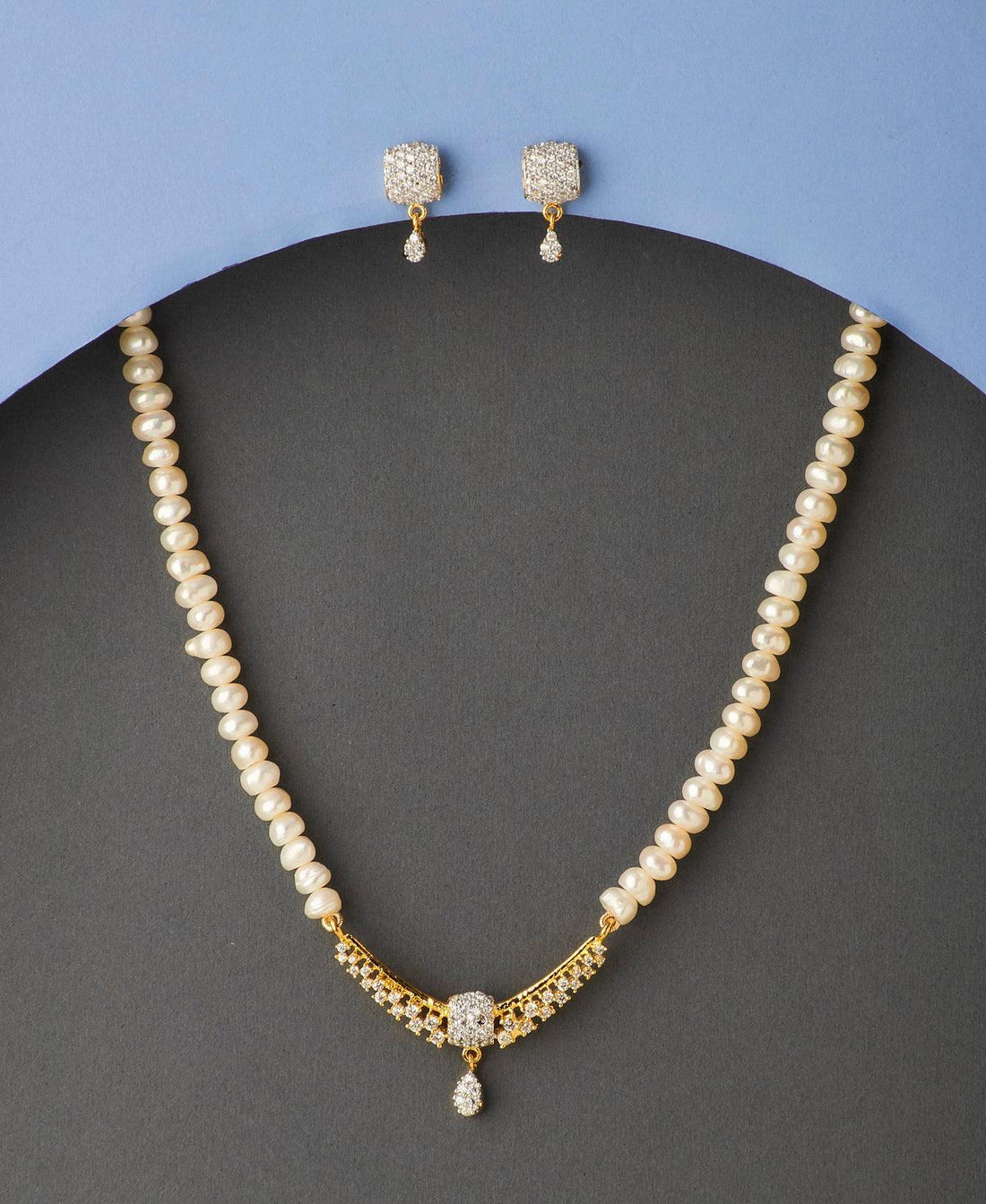 Pretty Stone Studded Pearl Necklace Set - Chandrani Pearls