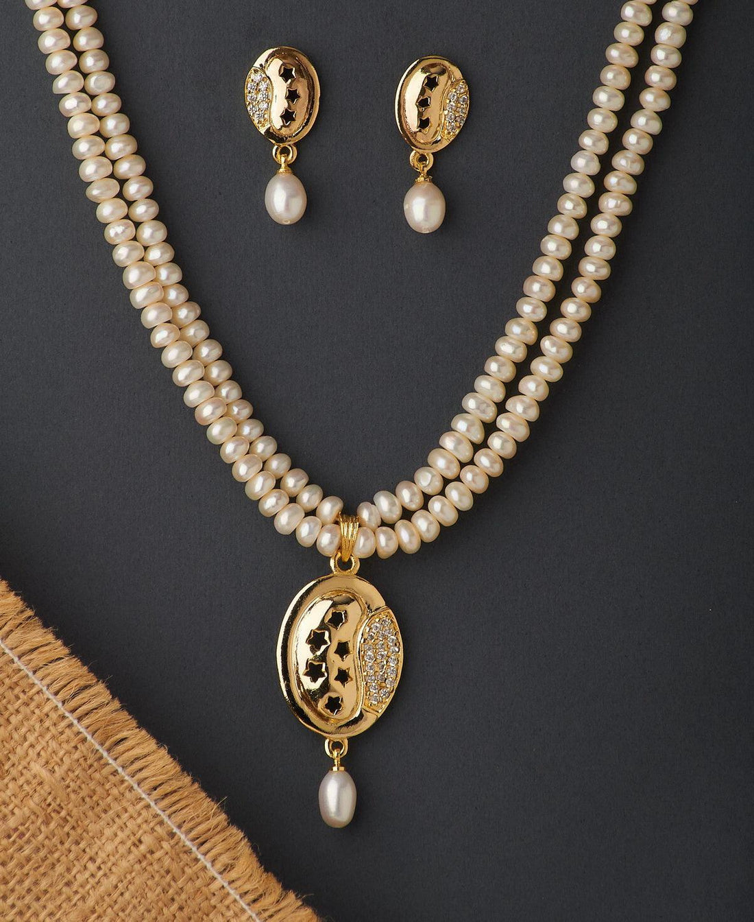 Pretty Stone Studded Pendant Set - Chandrani Pearls