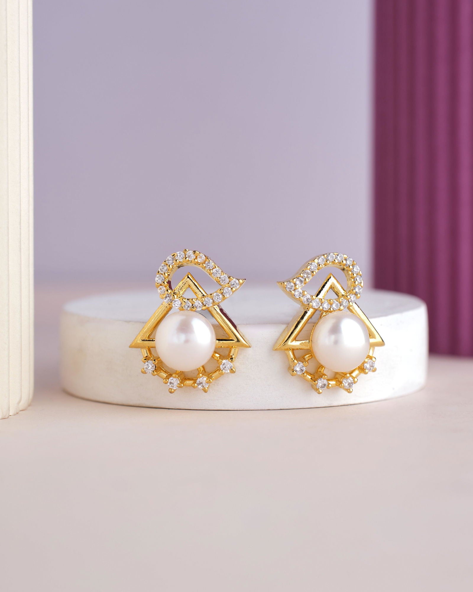 Pretty Stud Pearl Earring - Chandrani Pearls