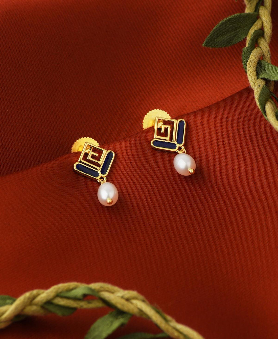 Pretty White Pearl Hang Earring - Chandrani Pearls