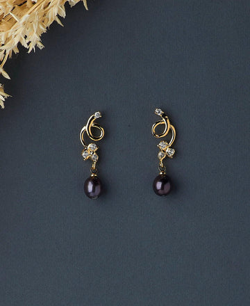Pretty hanging drop pearl Earring - Chandrani Pearls