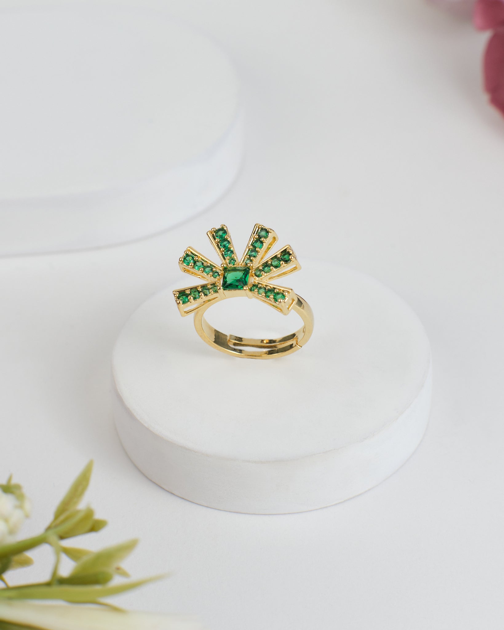 Stone Story Metalic Ring