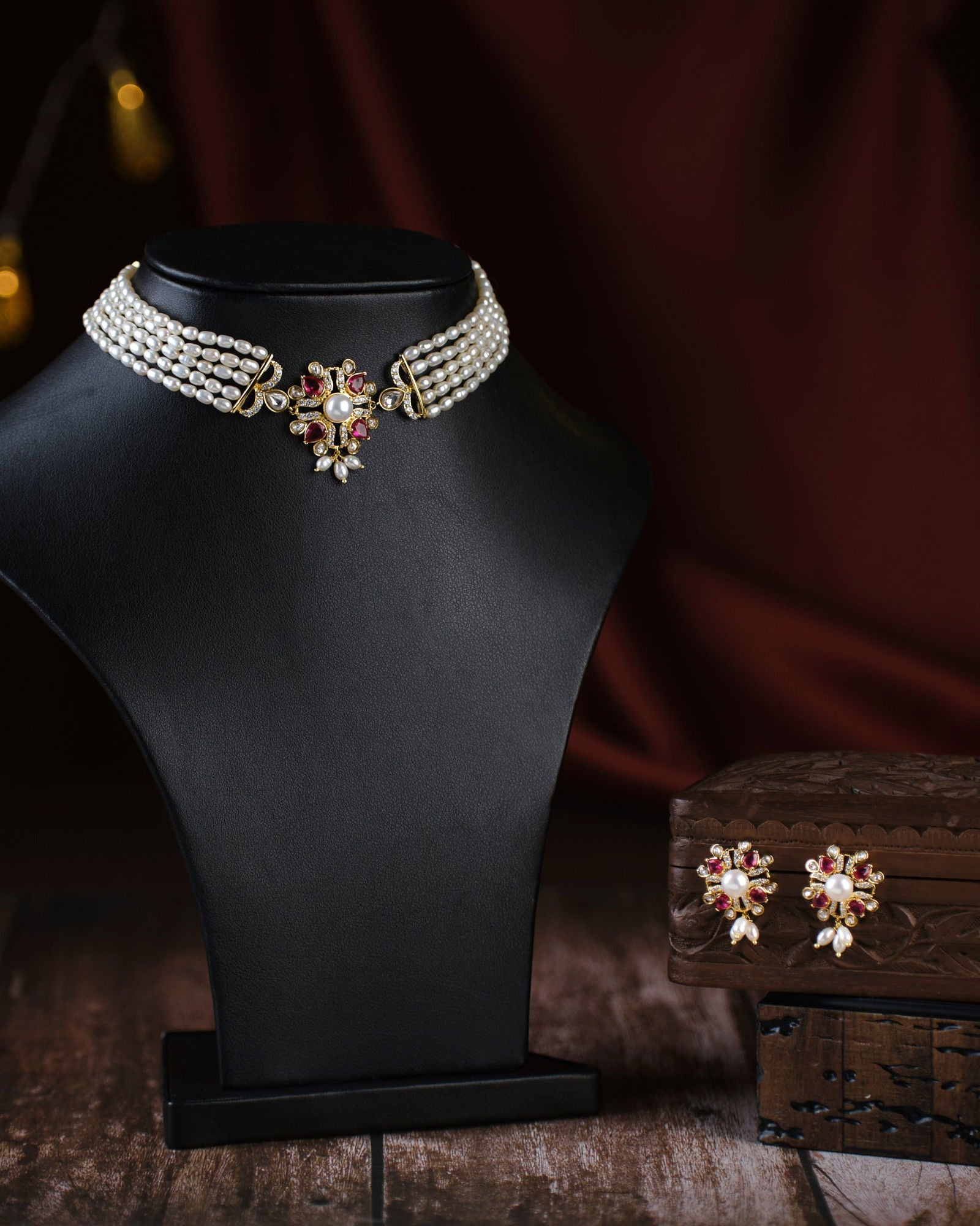 Ravishing Choker Pearl Set - Chandrani Pearls