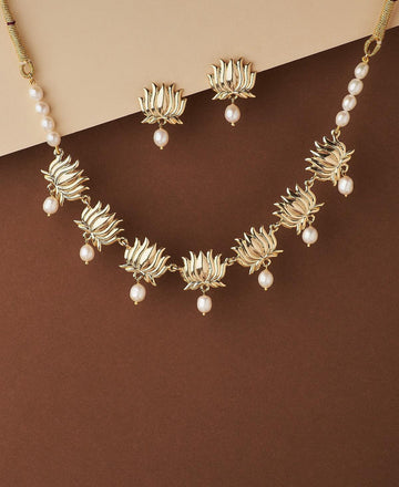 Ravishing Lotus Necklace Set - Chandrani Pearls