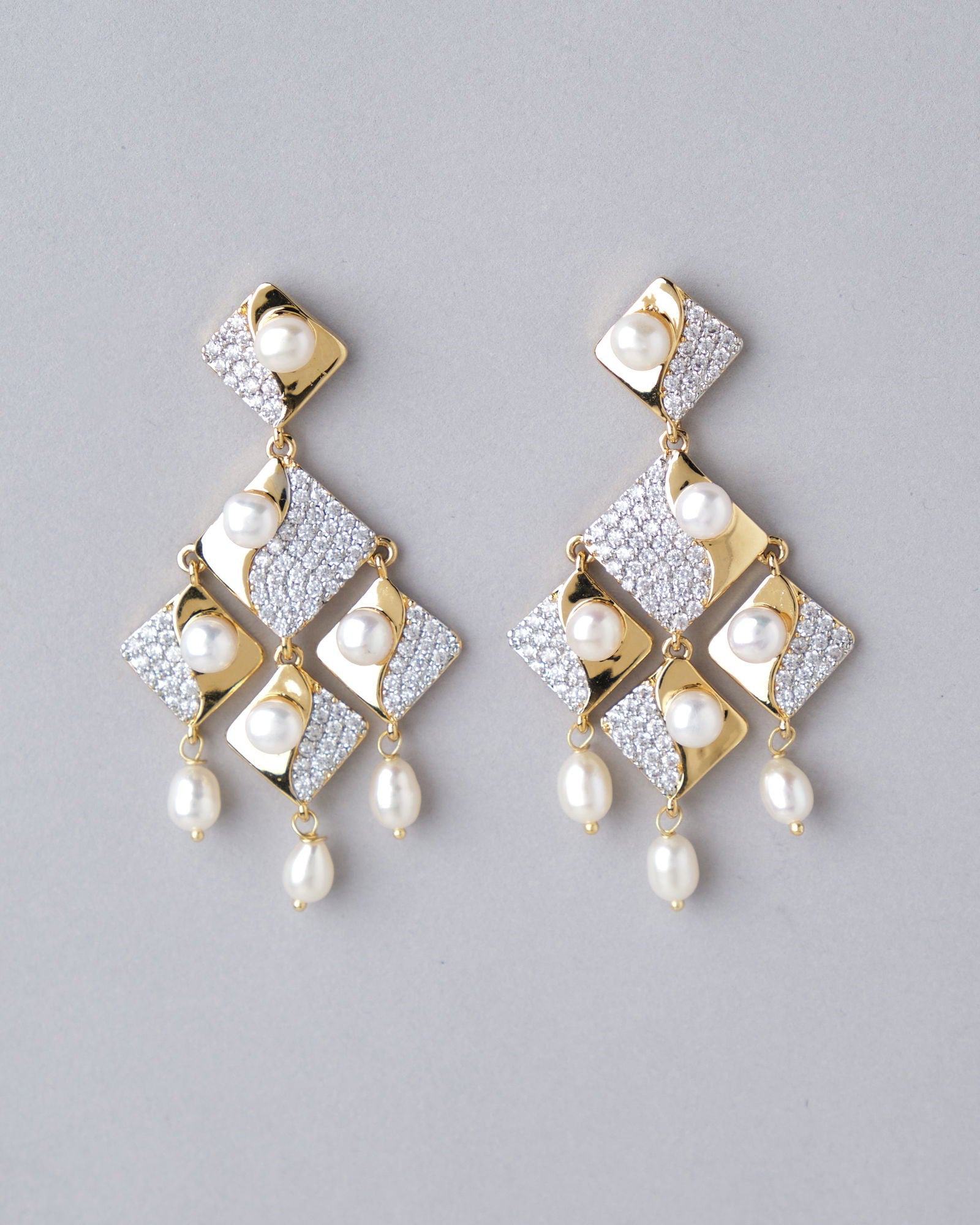 Regal Touch Hanging Pearl Earring - Chandrani Pearls