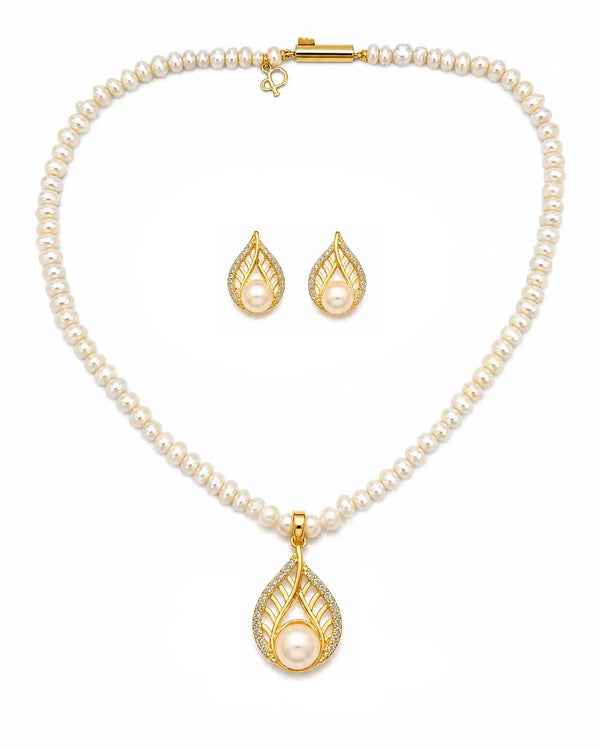 Celeste Teardrop Pearl Necklace Set