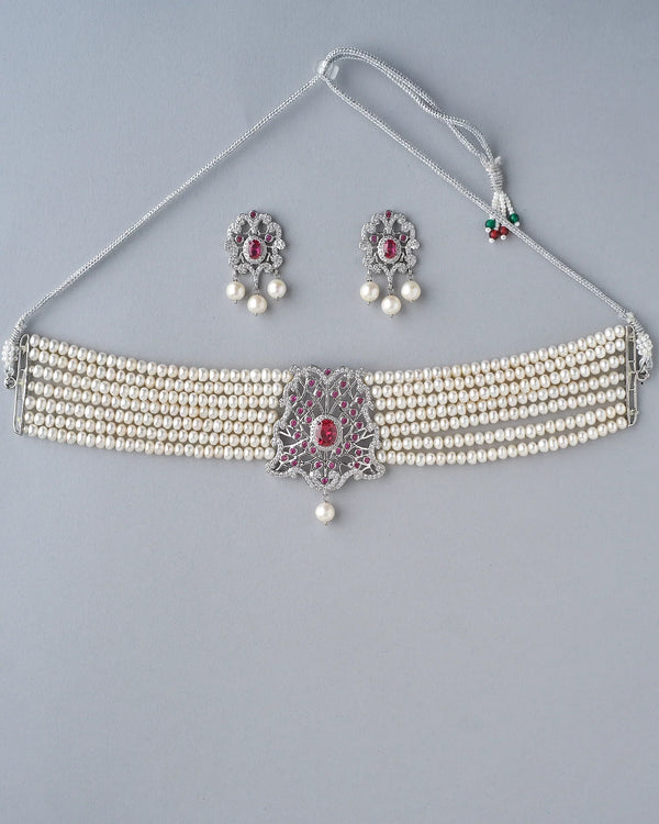 Somalekha-Modern Yet Traditional Pearl Necklace Set