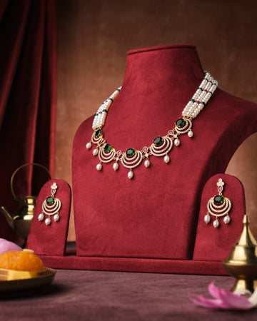 Glorious CZ Pendant Pearl Necklace Set