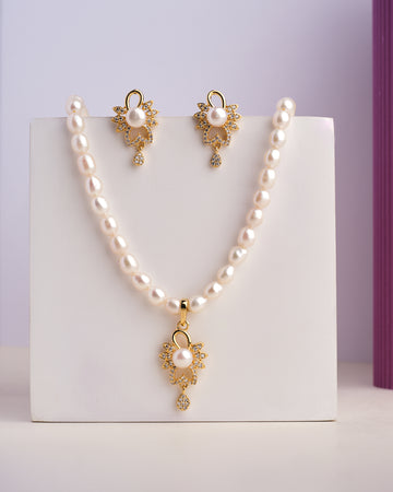 Whispers of Love Pearl Necklace Set