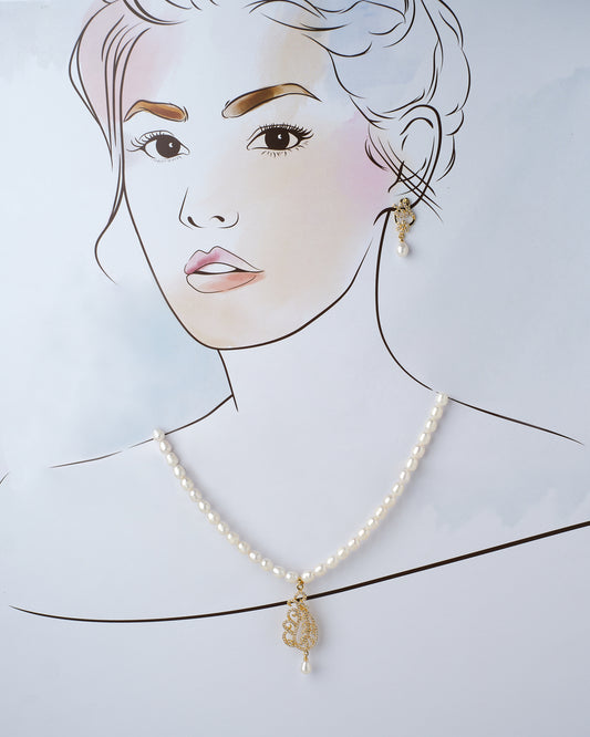 The Celestial Flutters Pearl Necklace Set