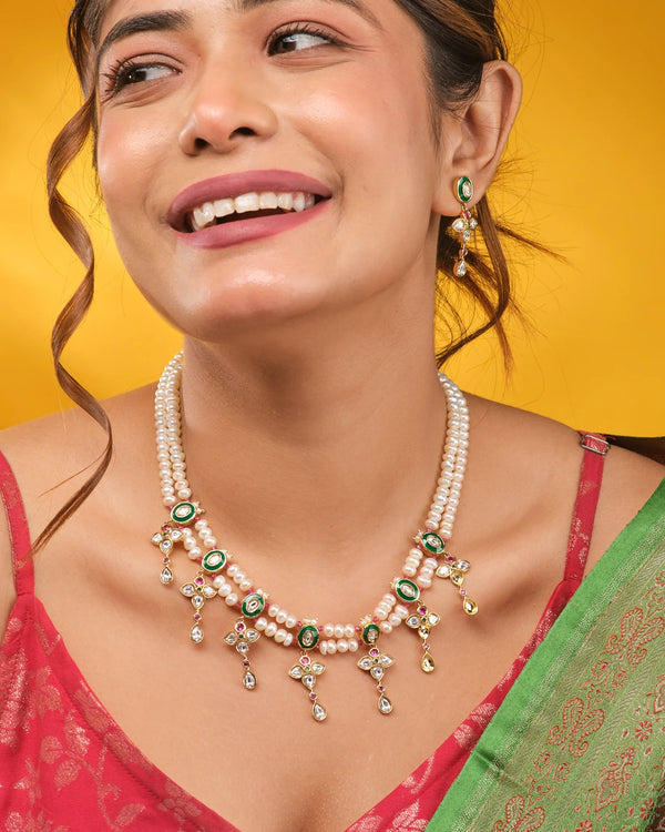 Queen’s Radiant Pearl CZ Set