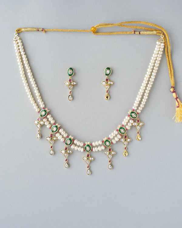 Queen’s Radiant Pearl CZ Set