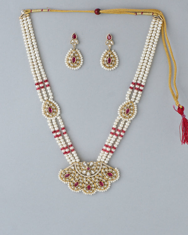 Romance in Bloom Floral Pearl Necklace Set
