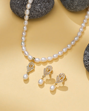Classic Beauty Pearl Set