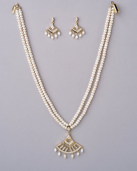 Eternal Treasure Pearl Necklace Set