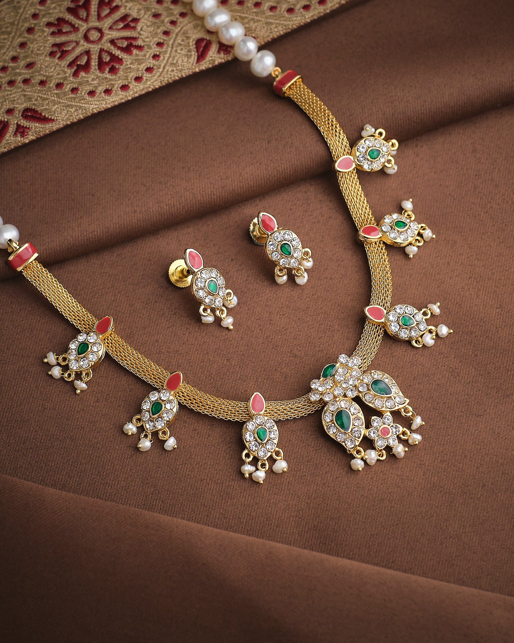 Queen’s Radiant Pearl CZ Set